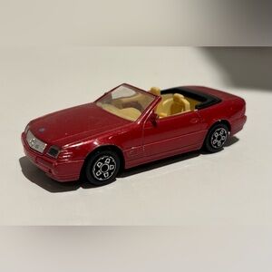 BBURAGO VINTAGE - MERCEDES BENZ 300 SL RED MADE IN ITALY 1/43 Loose